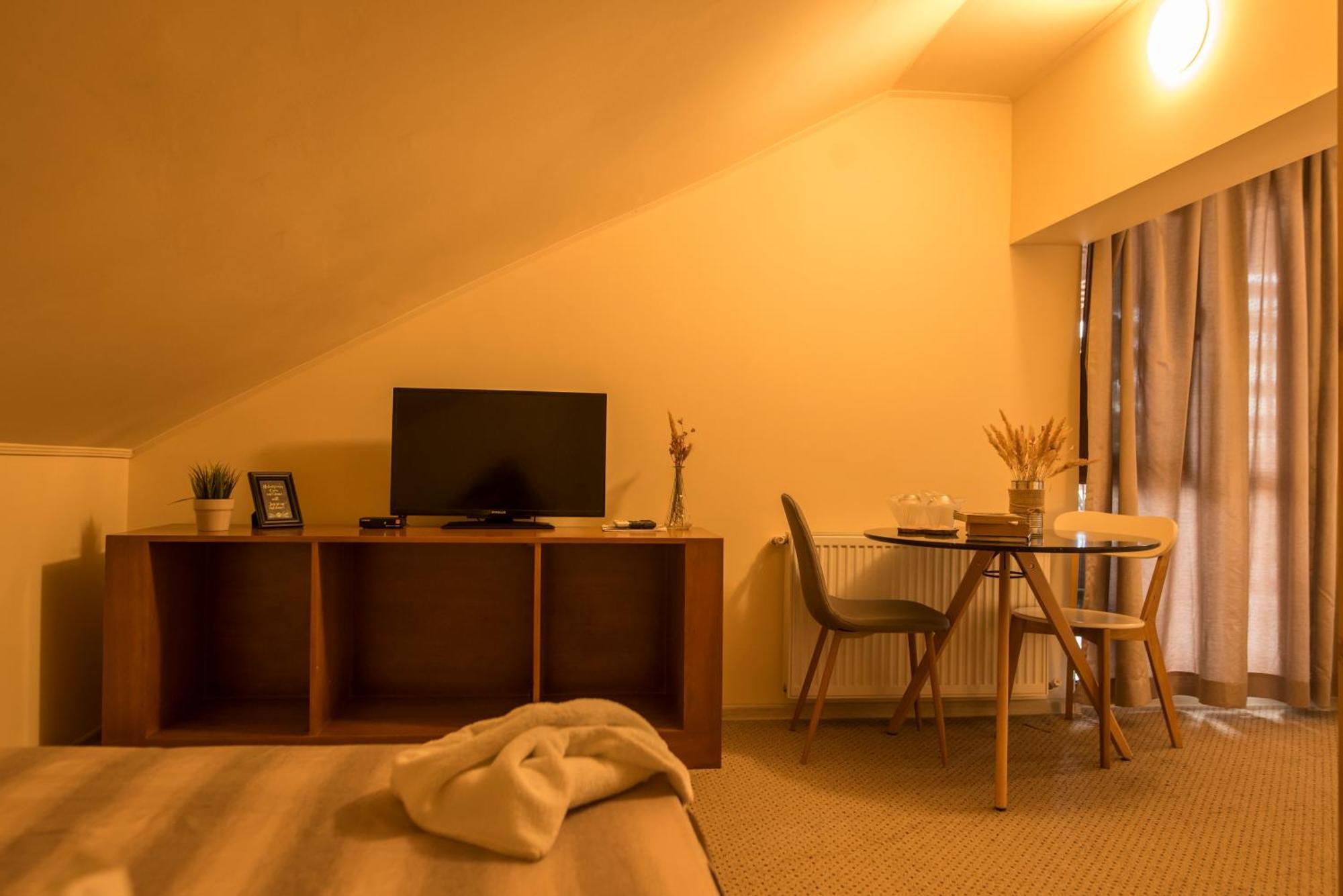 Pensiunea 4 Salcii Baltenii de Sus Room photo